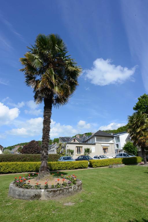 Hotel Des Bains Saint Jean le Thomas Bagian luar foto