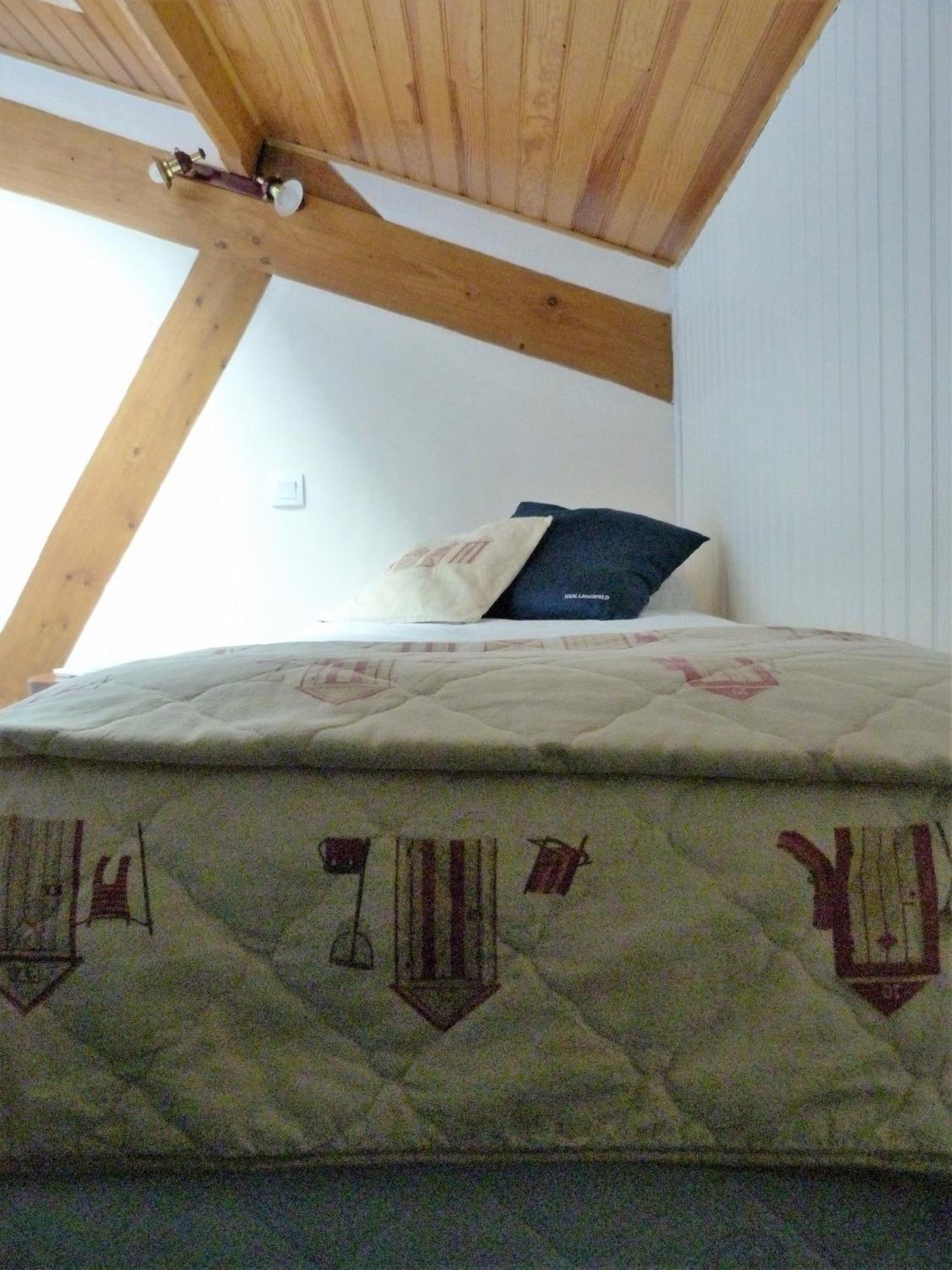 Hotel Des Bains Saint Jean le Thomas Ruang foto
