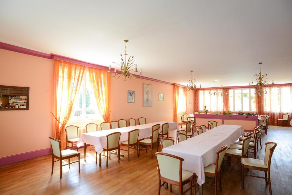 Hotel Des Bains Saint Jean le Thomas Bagian luar foto